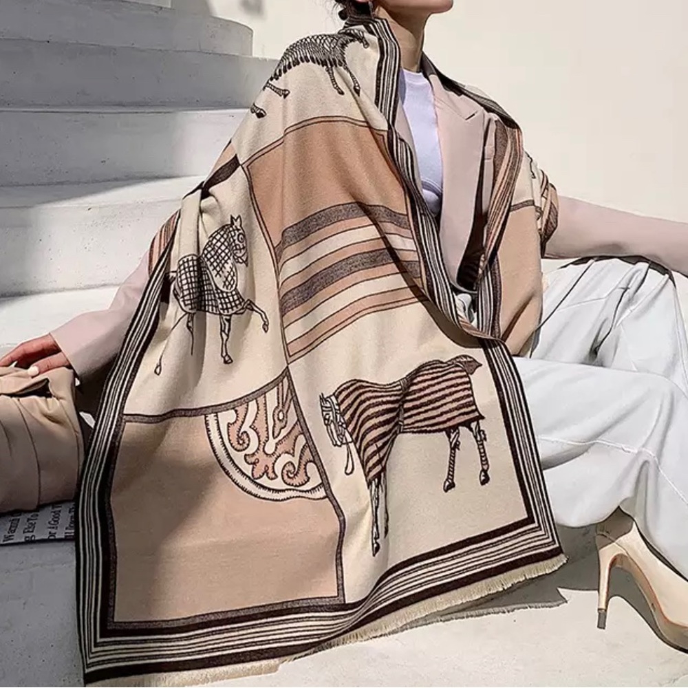 Warm scarf/shawl